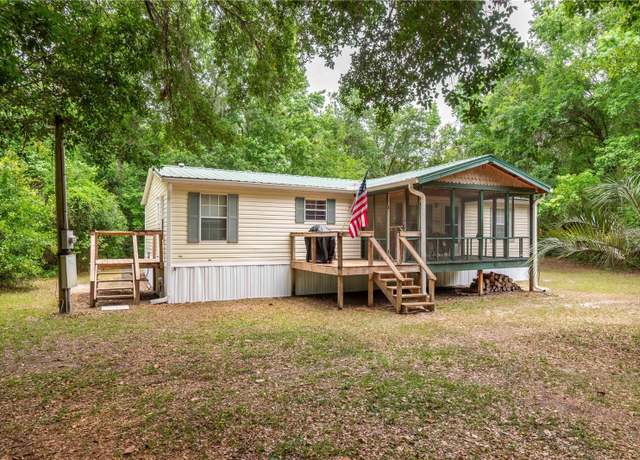 Property at 7909 NE 219th Ter, Melrose, FL 32666, 3 beds, 2 baths
