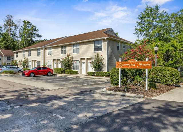Property at 3901 SW 20th Ave #806, Gainesville, FL 32607, 2 beds, 2.5 baths