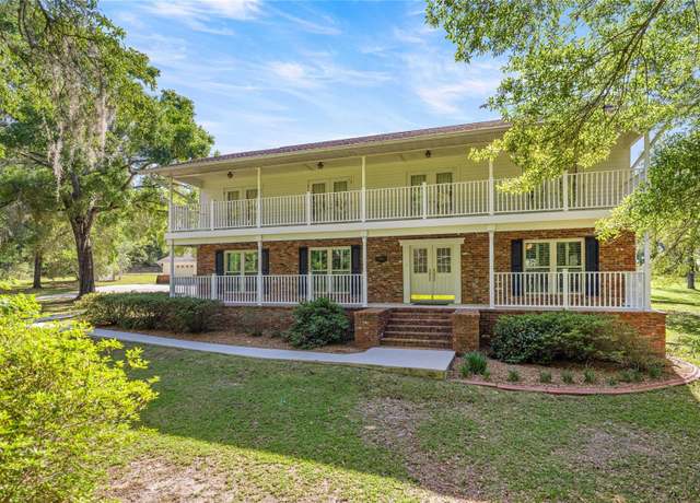 Property at 20861 SW 81st Loop, Dunnellon, FL 34431, 3 beds, 3 baths