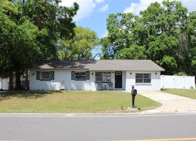 Property at 2205 Virginia Ave, Eustis, FL 32726, 3 beds, 1 bath