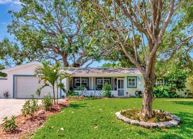 Property at 8326 40th Pl N, St Petersburg, FL 33709, 3 beds, 2 baths