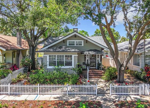 Property at 231 15th Ave NE, St Petersburg, FL 33704, 3 beds, 2.5 baths
