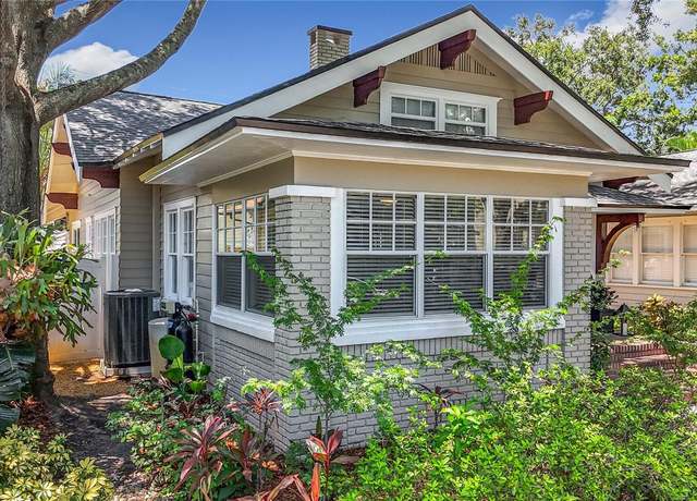 Property at 231 15th Ave NE, St Petersburg, FL 33704, 3 beds, 2.5 baths