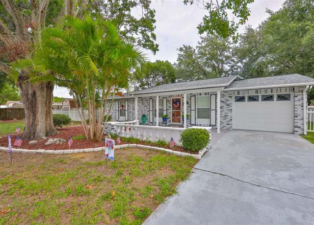 Property at 215 Claire Dr, Seffner, FL 33584, 3 beds, 2 baths