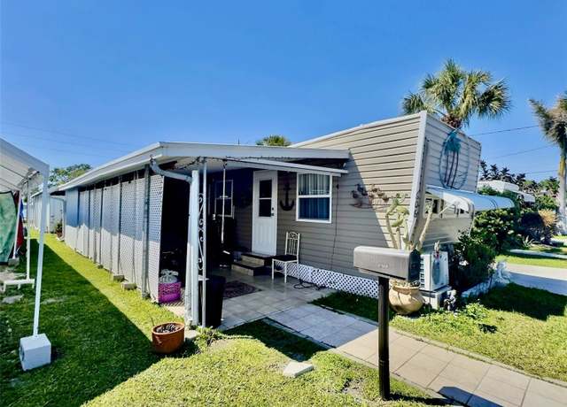 Property at 800 32nd Ave S #606, St Petersburg, FL 33705, 2 beds, 1 bath