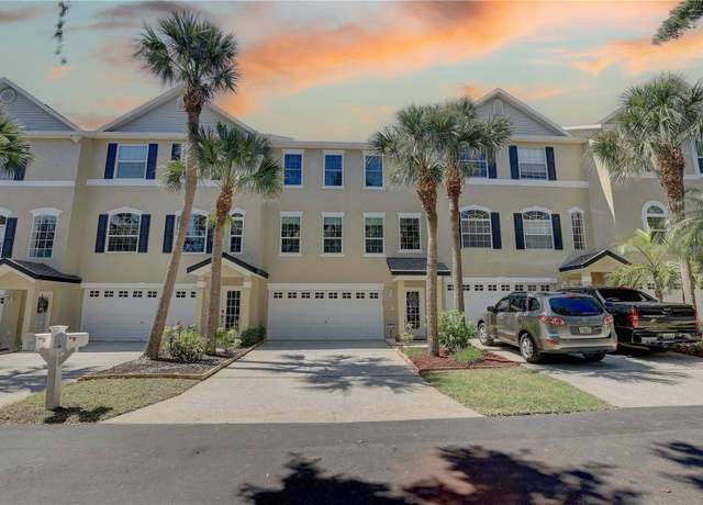 Property at 29 Seagrape Cir, Clearwater, FL 33759, 2 beds, 2.5 baths