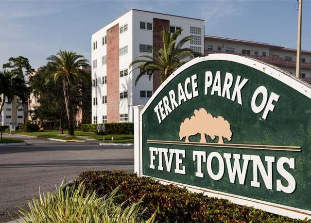Property at 6190 80th St N #310, St Petersburg, FL 33709, 2 beds, 2 baths