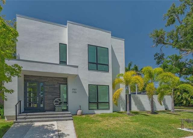 Property at 1755 7th St, Sarasota, FL 34236, 4 beds, 4 baths