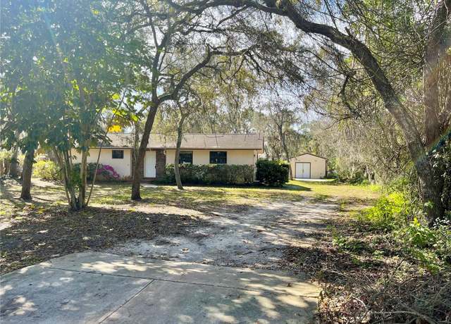 Property at 285 W 2nd St, Chuluota, FL 32766, 3 beds, 2 baths