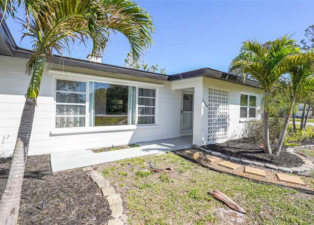 Property at 1309 Nokomis Ave S, Venice, FL 34285, 3 beds, 2 baths