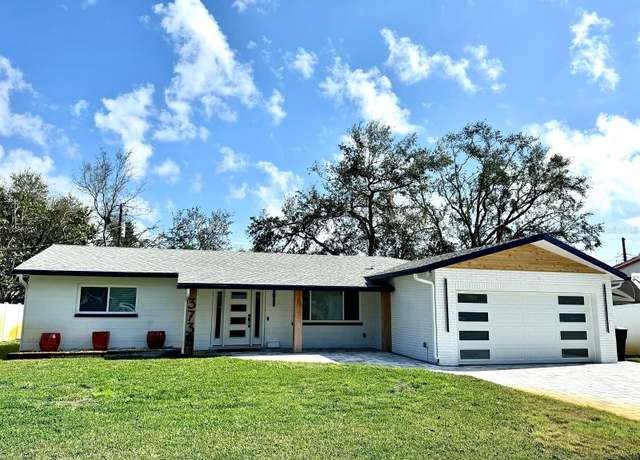 Property at 3735 69th Way N, St Petersburg, FL 33710, 4 beds, 2 baths