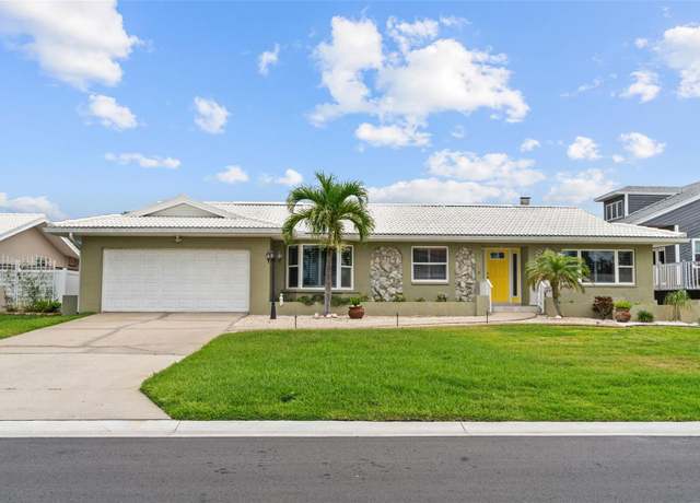 Property at 113 16th St, Belleair Beach, FL 33786, 2 beds, 2.5 baths