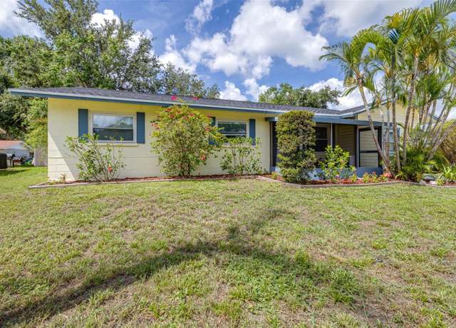 Property at 153 Alpine Ct, Bradenton, FL 34208, 4 beds, 2 baths