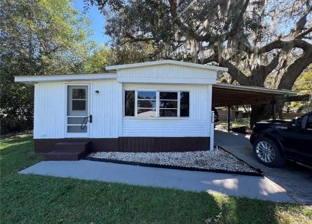 Property at 207 Salem St, Interlachen, FL 32148, 2 beds, 2 baths