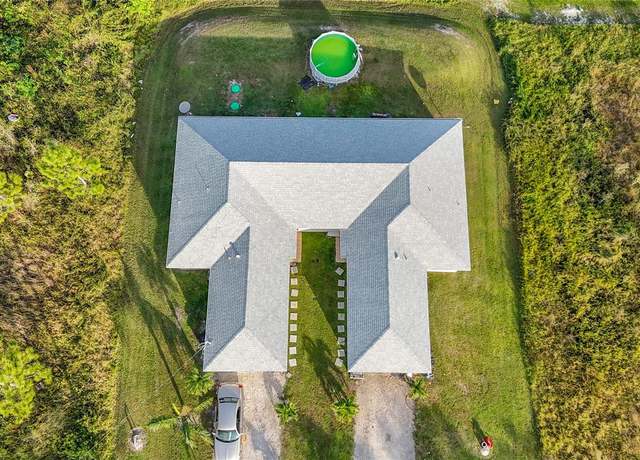 Property at 777-779 Bedford Dr #779, Lehigh Acres, FL 33974, 6 beds, 4 baths