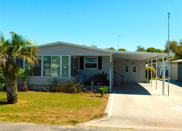 Property at 5546 Benton St, Zephyrhills, FL 33542, 2 beds, 2 baths