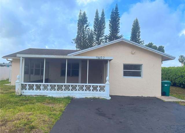 Property at 9602 NW 80th Pl, Tamarac, FL 33321, 3 beds, 2 baths