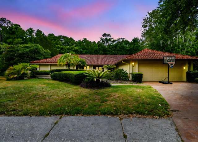 Property at 5702 Ainsworth Ct W, Tampa, FL 33647, 5 beds, 4 baths