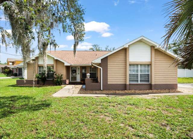 Property at 14185 Barlington St, Spring Hill, FL 34609, 3 beds, 2 baths