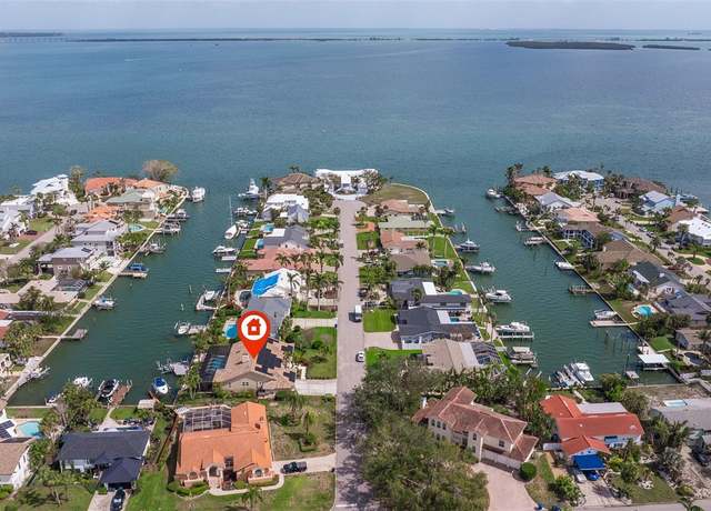 Property at 137 11th St E, Tierra Verde, FL 33715, 4 beds, 3 baths
