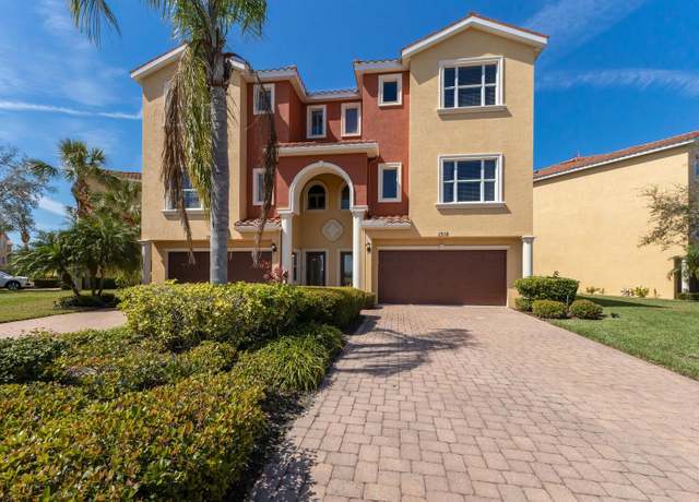 Property at 1318 3rd Street Cir E, Palmetto, FL 34221, 4 beds, 4 baths