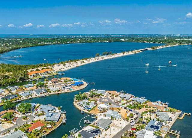 Property at 10008 Spoonbill Rd E, Bradenton, FL 34209, 3 beds, 2 baths