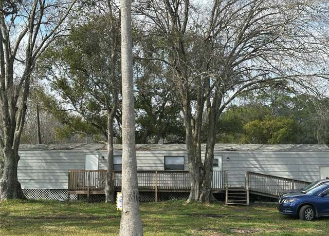 Property at 2218 Ellie Rd #1, Auburndale, FL 33823, 8 beds, 6 baths