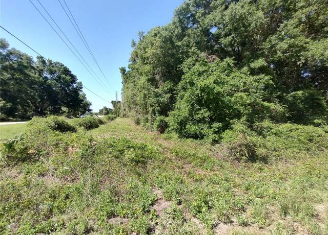Property at 101 Hudson Dr, Satsuma, FL 32189