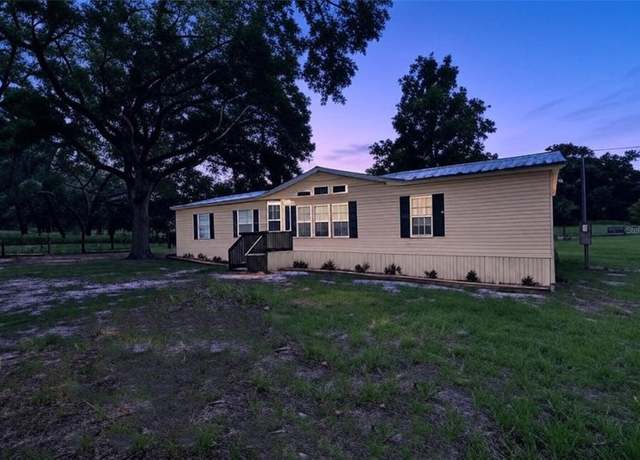 Property at 18546 NE 5th Terrace Rd, Citra, FL 32113, 3 beds, 2 baths
