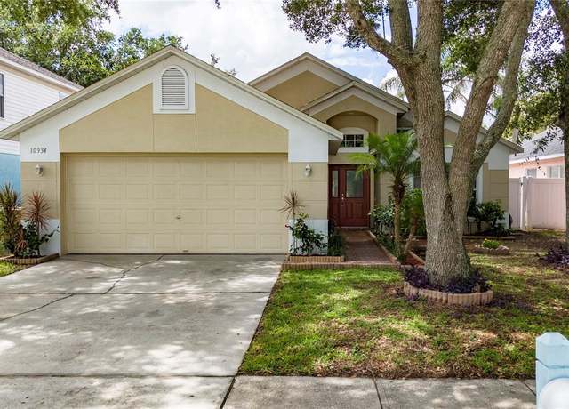 Property at 10934 Rushwood Way, Clermont, FL 34714, 3 beds, 2 baths