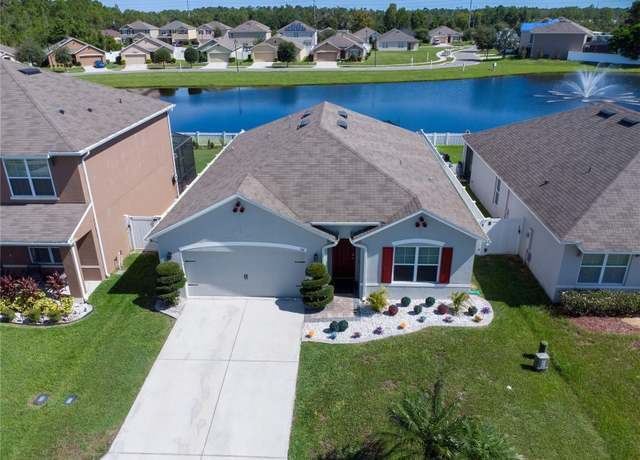 Property at 318 Briar Patch Loop, Davenport, FL 33896, 4 beds, 2 baths