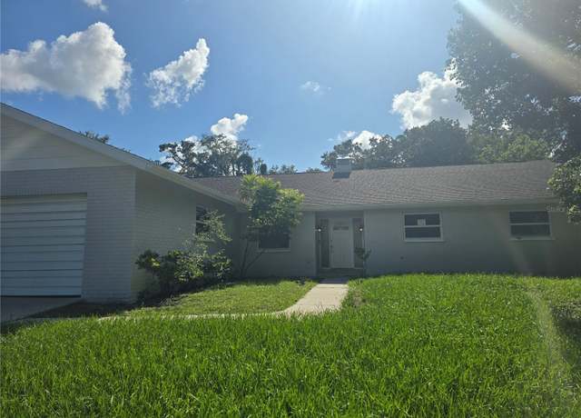 Property at 105 Dunbridge Dr, Palm Harbor, FL 34684, 3 beds, 2.5 baths