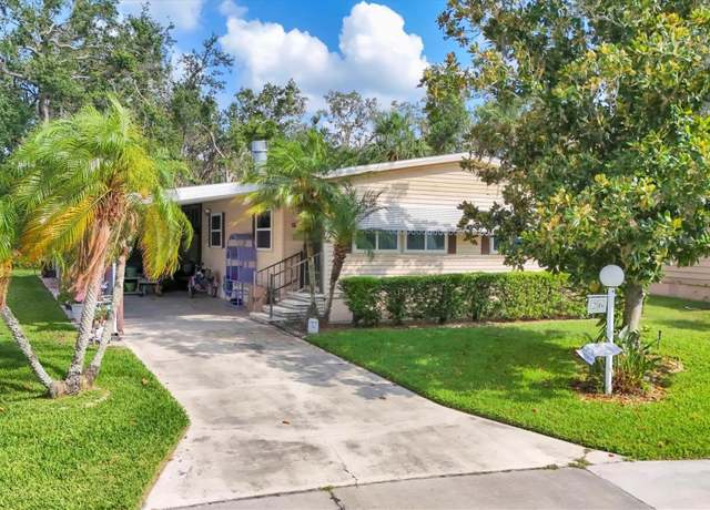 Property at 26 Meadowlark Cir, Ellenton, FL 34222, 2 beds, 2 baths