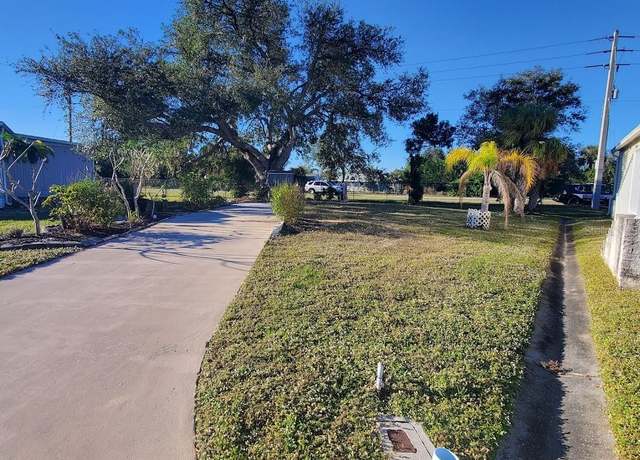 Property at 6880 Pleasant Ct, North Port, FL 34287