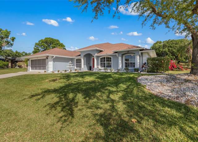 Property at 8925 Pebble Beach Pl, Clermont, FL 34711, 3 beds, 2 baths