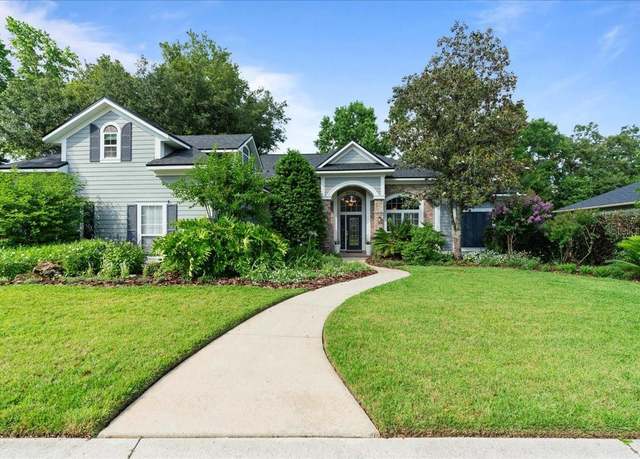 Property at 8722 SW 10th Rd, Gainesville, FL 32607, 5 beds, 4.5 baths