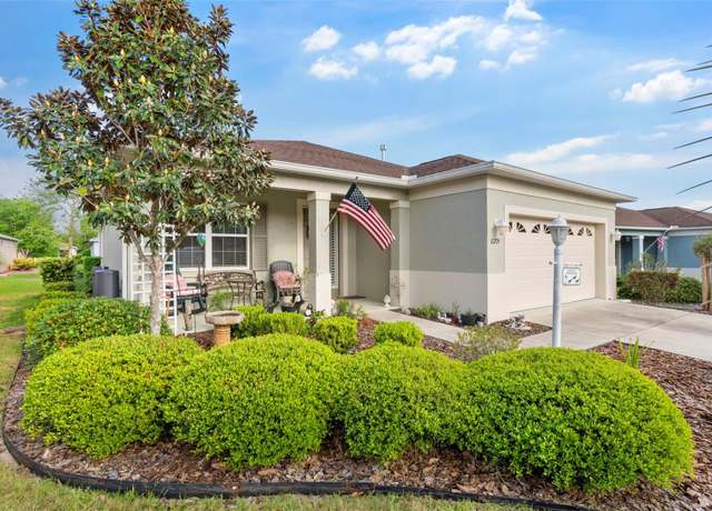 Property at 8205 SW 78th Terrace Rd, Ocala, FL 34476, 2 beds, 2 baths