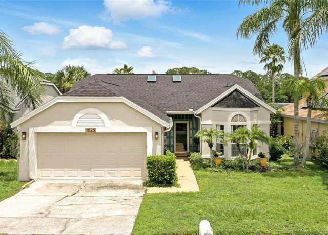 Property at 1025 Whittier Cir, Oviedo, FL 32765, 3 beds, 2.5 baths