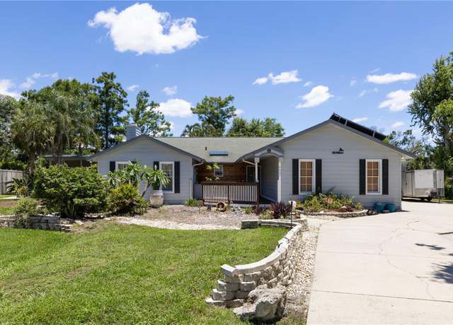Property at 9007 63rd Avenue Dr E, Bradenton, FL 34202, 3 beds, 2 baths