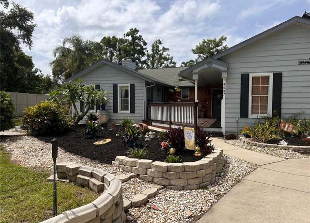 Property at 9007 63rd Avenue Dr E, Bradenton, FL 34202, 3 beds, 2 baths