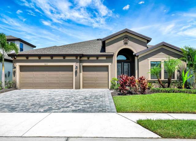 Property at 9215 Isabella Cir, Parrish, FL 34219, 4 beds, 3 baths