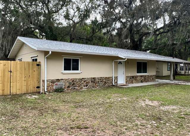 Property at 11748 SE 196th St, Dunnellon, FL 34431, 2 beds, 1 bath