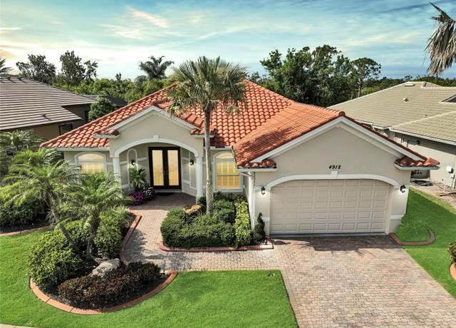 Property at 4912 Bella Terra Dr, Venice, FL 34293, 3 beds, 2 baths
