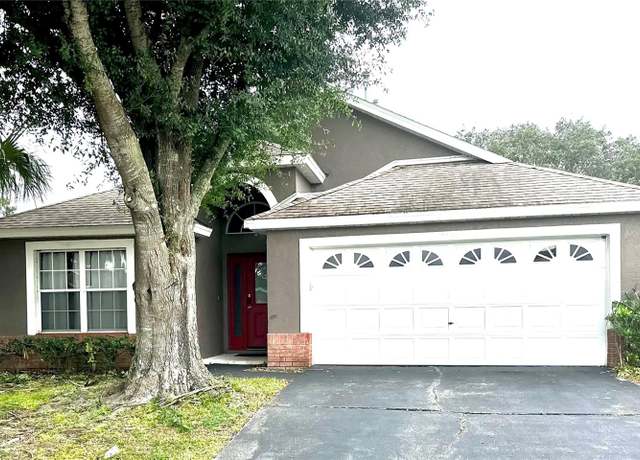 Property at 2556 Bear Creek Ct, Kissimmee, FL 34747, 6 beds, 3 baths
