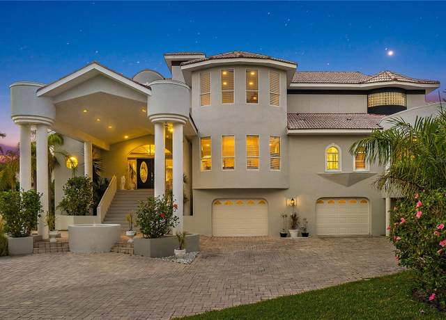 Property at 608 Columbus Dr, Tierra Verde, FL 33715, 4 beds, 4.5 baths