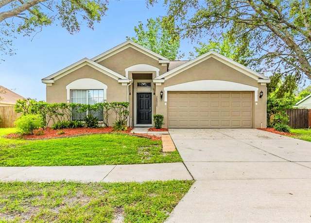 Property at 26922 Carmen Pl, Lutz, FL 33559, 3 beds, 2 baths