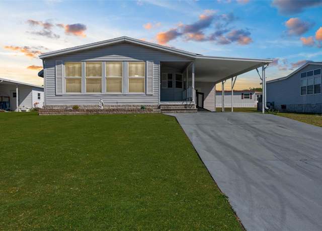 Property at 14371 Nectarine St, Brooksville, FL 34613, 2 beds, 2 baths