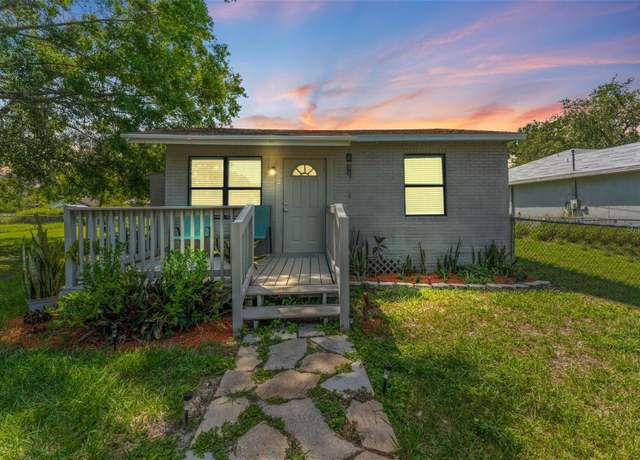 Property at 652 N Jackson St, Eagle Lake, FL 33839, 2 beds, 1 bath