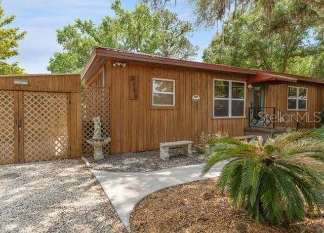 Property at 8456 W Miss Maggie Dr, Homosassa, FL 34448, 2 beds, 1 bath