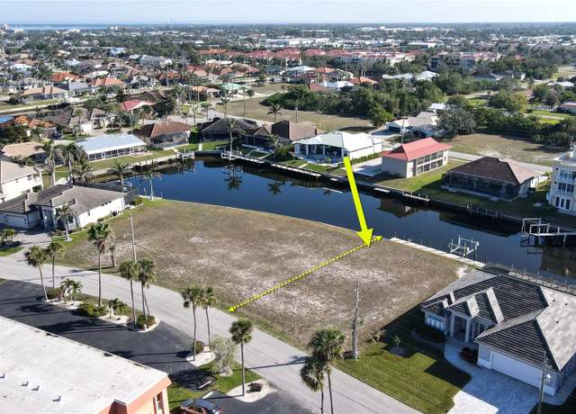 Property at 1336 Mediterranean Dr, Punta Gorda, FL 33950